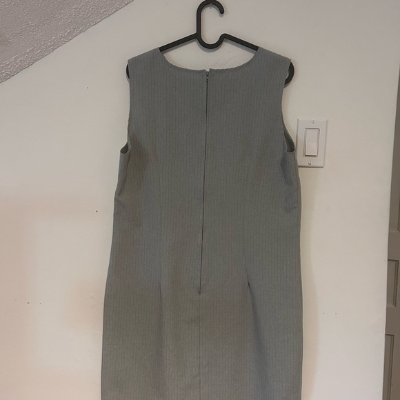Vintage Embroidered Gray Midi Dress with Matching Blazer - Picture 3 of 8